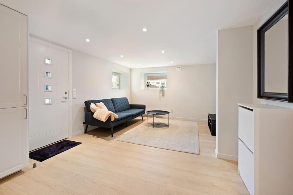 Practical Basement Apt With All Home Comforts Close To City Centre Ставангер Екстериор снимка